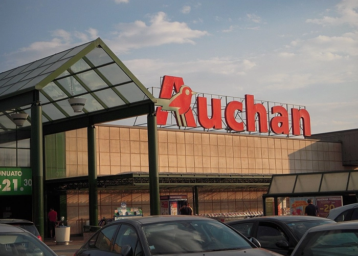 Collaboration with retailer Auchan