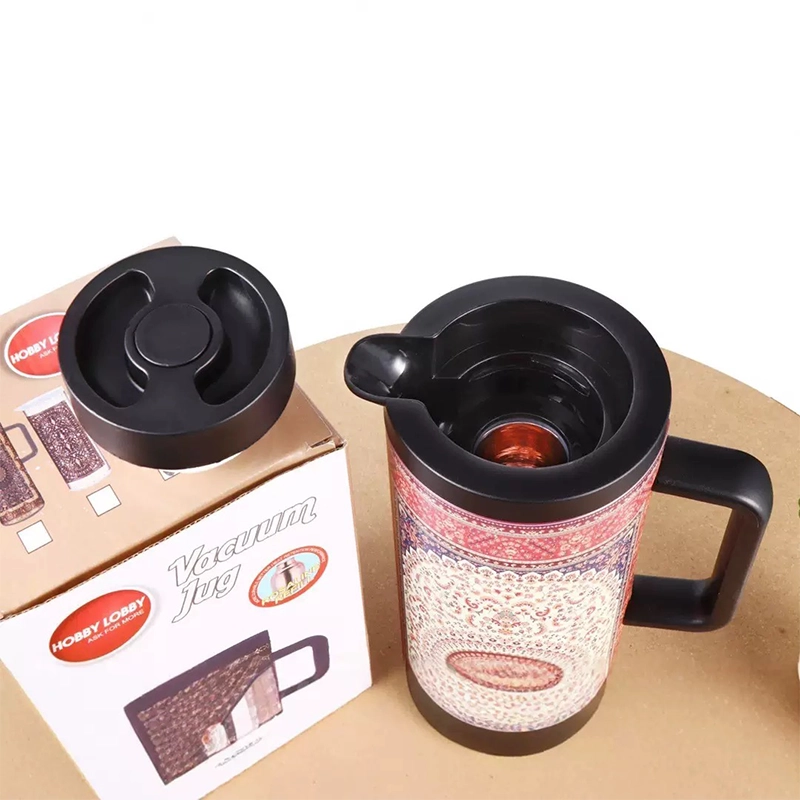 vacuum jug lid and spout display